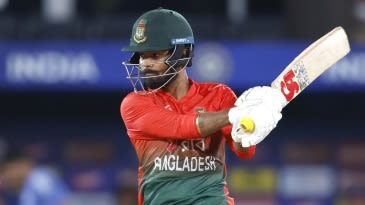 [CRK] চট্টগ্রামে অবিশ্বাস্য জয়ের মূলমন্ত্র ‘আক্রমণই সেরা রক্ষণ’: হৃদয়