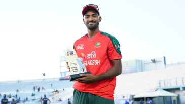 [CRK] মন্ডল ও সাকলাইনকে বাংলাদেশের নিউজিল্যান্ডের বিপক্ষে প্রথম দুই টি20-এ ডাক