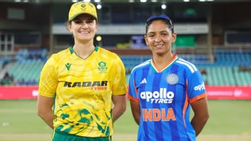 [CRK] দক্ষিণ আফ্রিকা বনাম ভারত: টসে জিতে ফিল্ডিং বেছে নিল প্রোটিয়া নারী দল, ভারতের একাদশে বড় পরিবর্তন