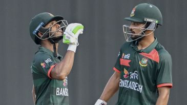 [CRK] নিউজিল্যান্ড বনাম বাংলাদেশ: চট্টগ্রামে ব্যাটিং যুদ্ধের তোড়জোড়