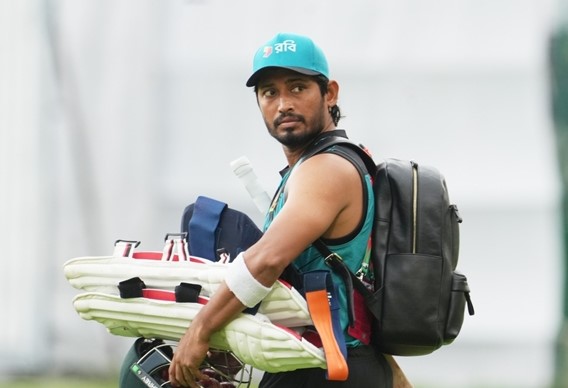 [CRK] বিজয় ঘরোয়া ক্রিকেটে ‘রান মেশিন’ ফর্মে ফিরতে মনোনিবেশ