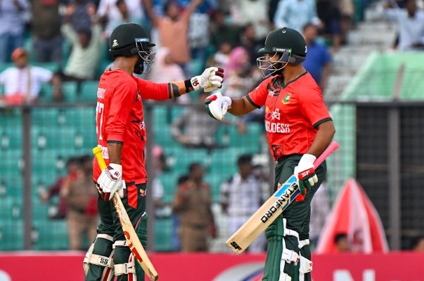 [CRK] বাংলাদেশ বনাম নিউজিল্যান্ড: হৃদয় ও শামীমের ব্যাটিংয়ে মুগ্ধ ডেন ক্লিভার