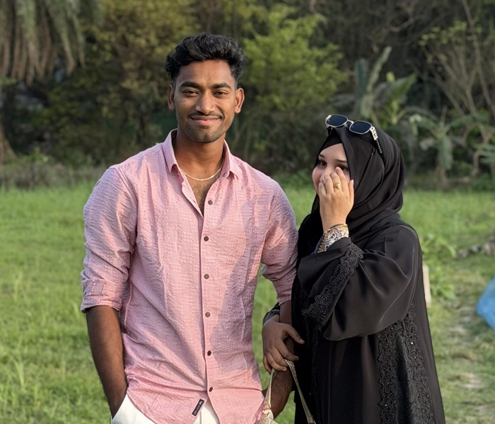 [CRK] রিপন মন্ডল তার স্ত্রীর জন্য কৃতজ্ঞ: ক্রিকেট জার্নির পিছনে প্রেমের গল্প
