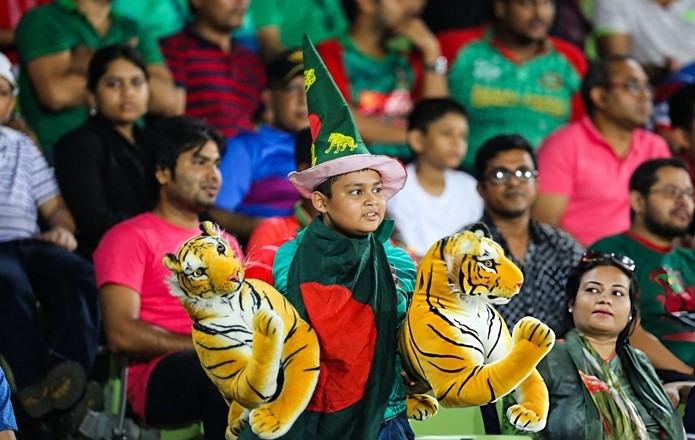বাংলাদেশ বনাম পাকিস্তান টেস্ট সিরিজ: শিক্ষার্থীদের জন্য বিনামূল্যে প্রবেশ